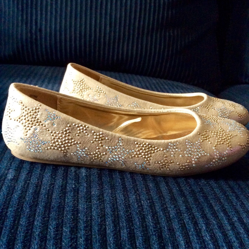 Cupcake Couture Sz 3M slip on sparkly star shoes